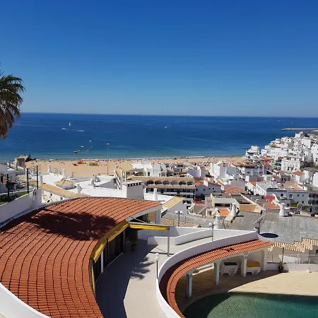 Magnificent View Of The Ocean Under Albufeira's Sun Apartamento